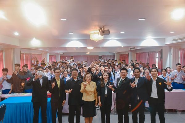 โรงเรียนปรีชานุศาสน์
